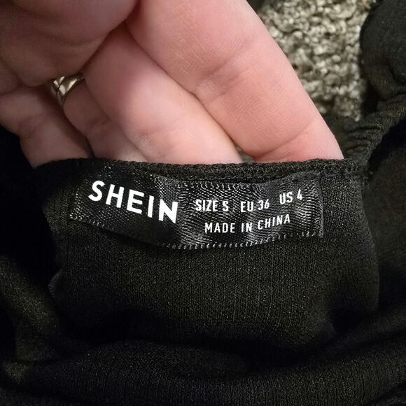 Bundle of 2 - Women's Shein Ribbed Cropped Tank Tops | Size Small - Picture 7 of 8